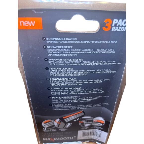 Maximooth Razor 3 Pack Stainless Steel Blade Pivoting Head Lubricating Strip - Picture 3 of 7